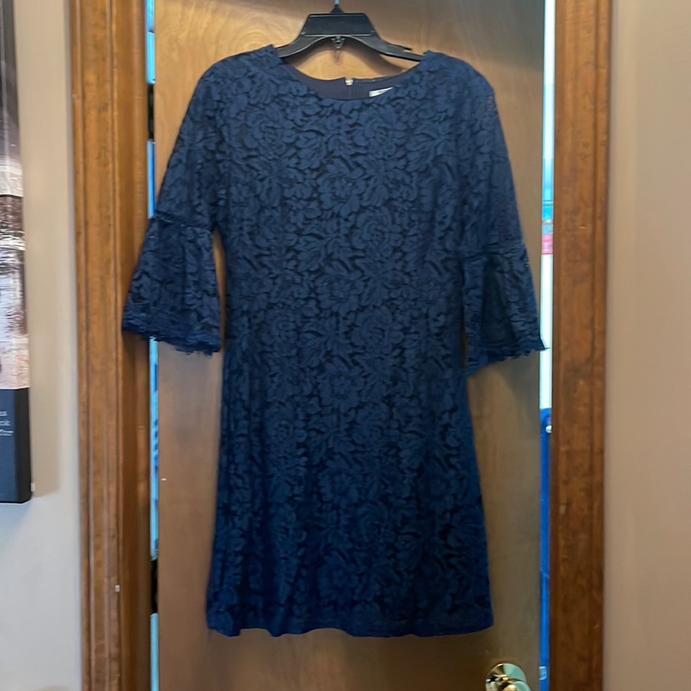 Womens lace medium dress